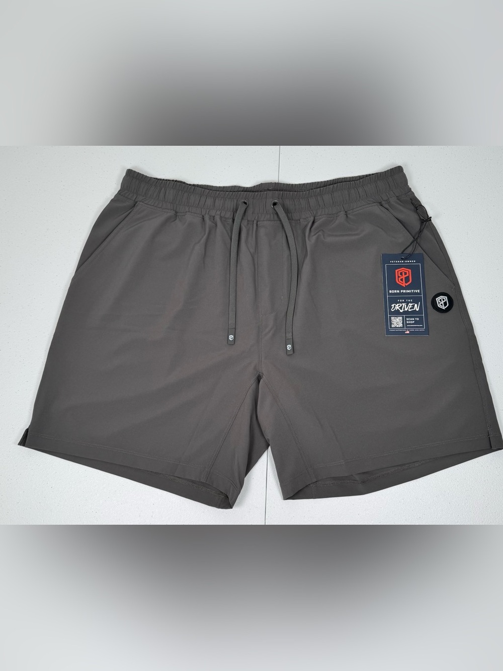 NWT Born Primitive Peak Shorts Men’s XL Gunmetal Gray 7” Inseam Athletic